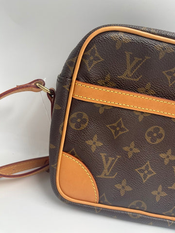 Pre-owned #301-3 Louis Vuitton crossbody bag