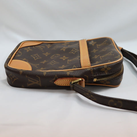 Pre-Owned #BP72034 Louis Vuitton Monogram Danube Crossbody Bag Brown M45266