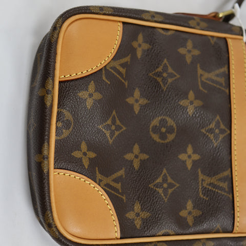 Pre-Owned #BP72034 Louis Vuitton Monogram Danube Crossbody Bag Brown M45266