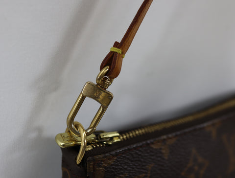 Pre-Owned #963611 Louis Vuitton Monogram Pochette