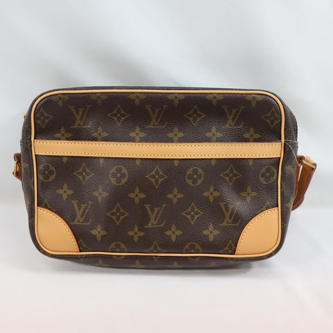 Pre-Owned #BP98301 Louis Vuitton Monogram Trocadero 27 Crossbody Bag M51274