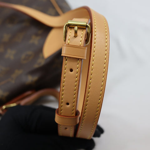 Pre-Owned #BP38552 Louis Vuitton Monogram Trocadero 30 Crossbody Bag M51272