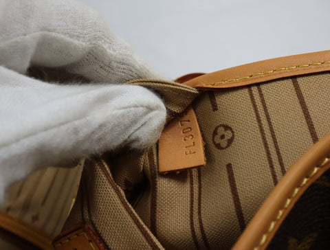 Pre-Owned #BP93877 Louis Vuitton Monogram Neverfull GM Tote Bag M40157