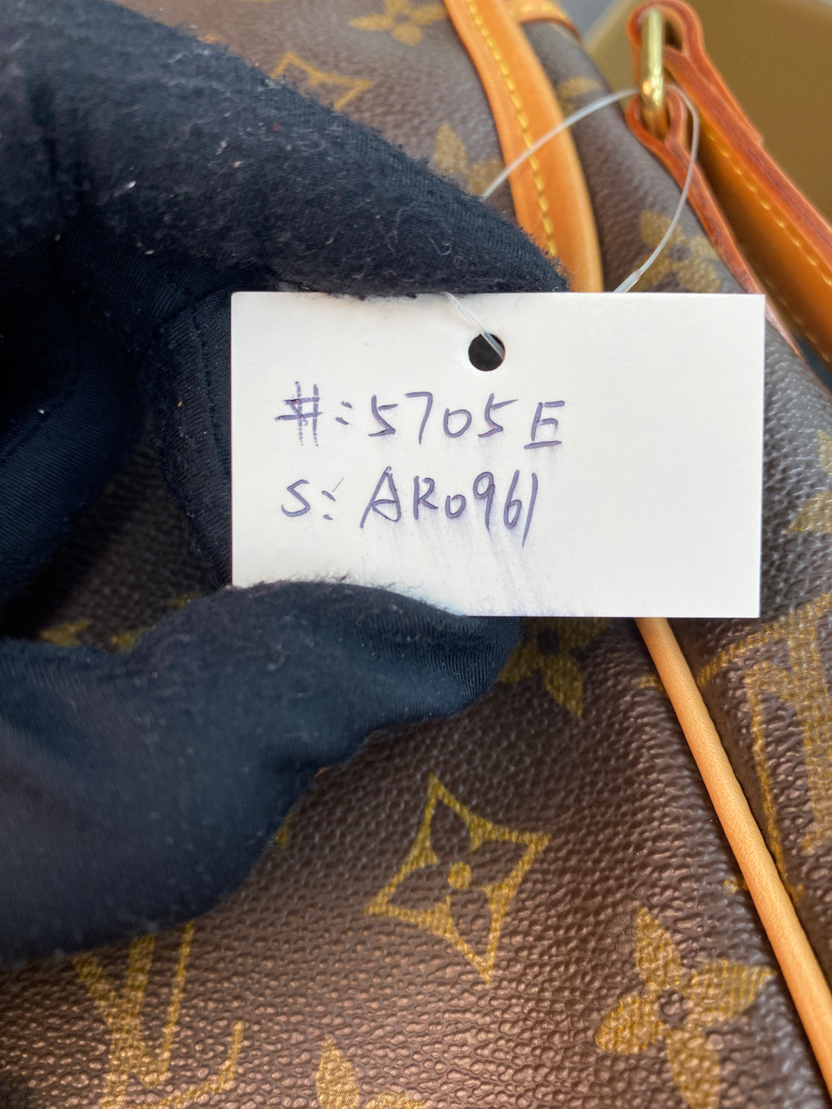 preowned #5705
