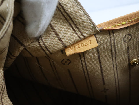 Pre-Owned #BP18759 Louis Vuitton Monogram Neverfull MM Tote Bag M41178