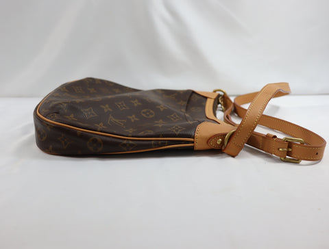 Pre-Owned #BP342-4 Louis Vuitton Monogram Odeon PM Crossbody Bag M56390