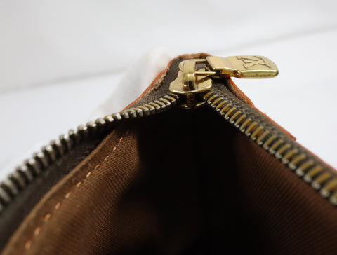 Pre-Owned #BP342-4 Louis Vuitton Monogram Odeon PM Crossbody Bag M56390