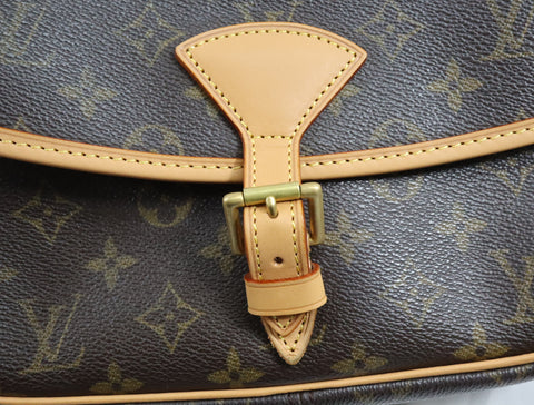 Pre-Owned #BP2188 Louis Vuitton Monogram Sologne Crossbody Bag Brown M42250