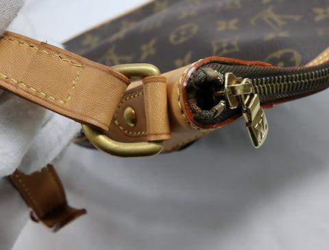 Pre-Owned #BP196-2 Louis Vuitton Monogram Odeon PM Crossbody Bag M56390