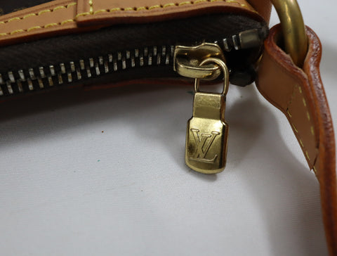 Pre-Owned #BP2057 Louis Vuitton Monogram Odeon PM Crossbody Bag M56390