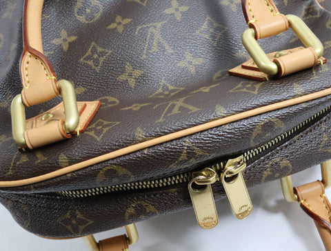 Pre-Owned #BP3327 Louis Vuitton Monogram Manhattan PM Hand Bag Brown M40026