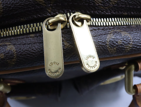 Pre-Owned #BP3327 Louis Vuitton Monogram Manhattan PM Hand Bag Brown M40026