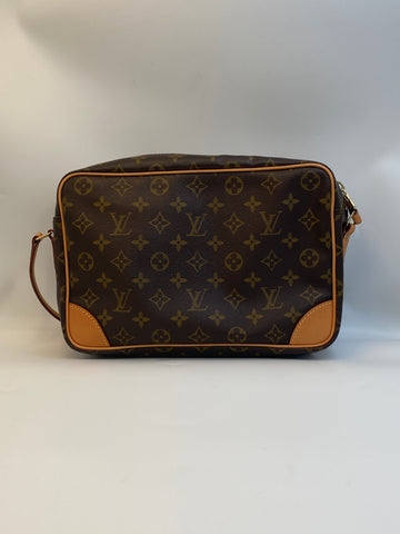 Pre-Owned #BP85533 Louis Vuitton Monogram Trocadero 30 Crossbody Bag M51272