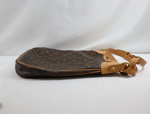 Pre-Owned #BP835-8 Louis Vuitton Monogram Odeon MM Shoulder Bag M56389