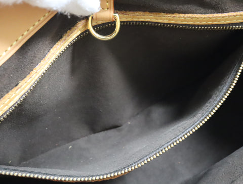 Pre-owned#73815 Wilshere tote pm