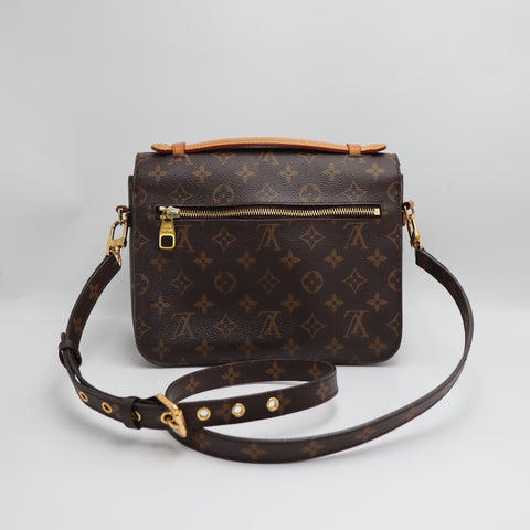 Pre-owned #71026 Louis Vuitton Pochette Métis Monogram Canvas - Handbags M44875