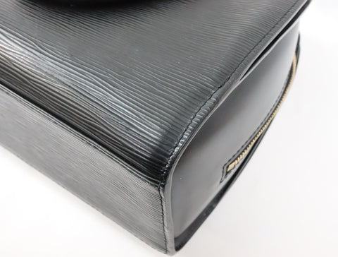 Pre-Owned #R12166 Louis Vuitton Epi Leather Pont Neuf Handbag Black M52052