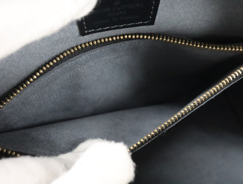 Pre-Owned #R12166 Louis Vuitton Epi Leather Pont Neuf Handbag Black M52052