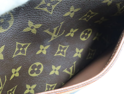 Pre-Owned #BP25627 Louis Vuitton Monogram Blois Crossbody Shoulder Bag M51221