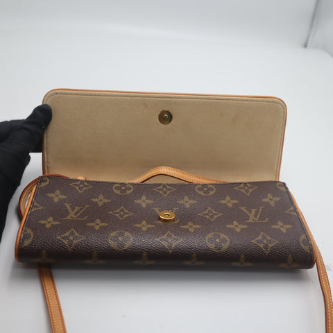 Pre-Owned #71527 Louis Vuitton Monogram Pochette Twin GM 2Way Crossbody Bag Clutch Bag Brown M51852