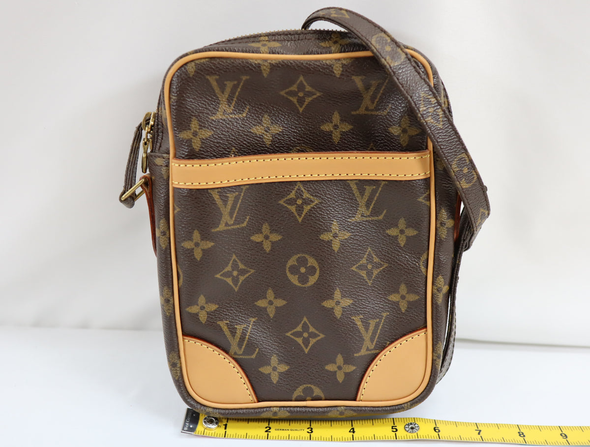 Pre-Owned #BP70451 Louis Vuitton Monogram Danube Crossbody Bag Brown M45266