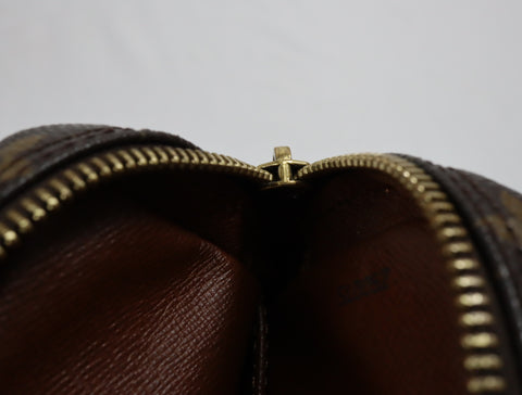 Pre-Owned #BP70451 Louis Vuitton Monogram Danube Crossbody Bag Brown M45266