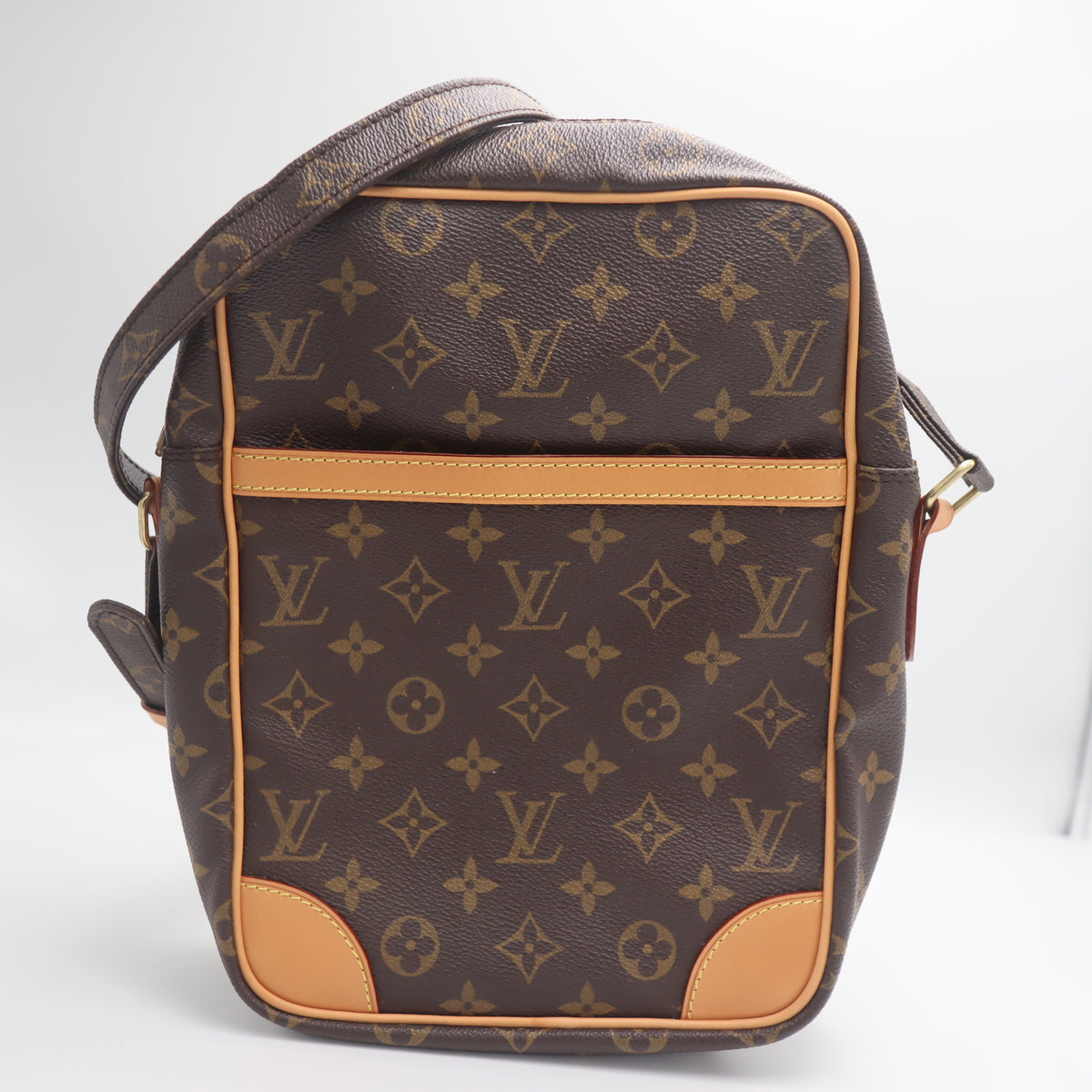 Pre-Owned #71315 Louis Vuitton Monogram Danube MM Crossbody Bag M45264