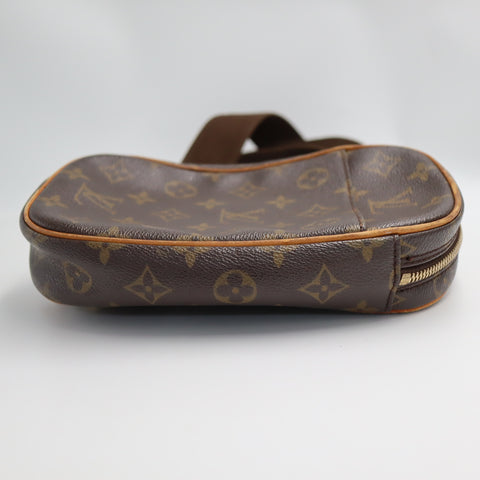Pre-owned #29903 Louis Vuitton Gange crossbody monogram