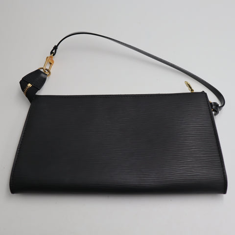 Pre-Owned #72426 Louis Vuitton Epi Pochette Accessoires Pouch Noir Black M52942