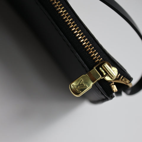 Pre-Owned #72426 Louis Vuitton Epi Pochette Accessoires Pouch Noir Black M52942