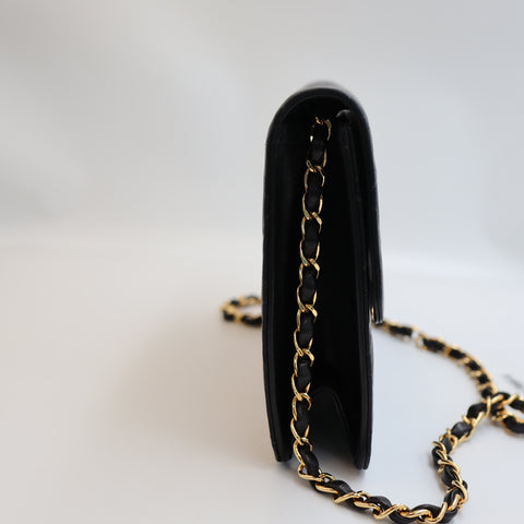 Pre-owned #90152 CHANEL Matelassé Chain Shoulder Bag | Push-Lock | Lambskin | Black | 5 Series (1997–1999) | Gold Hardware | Vintage