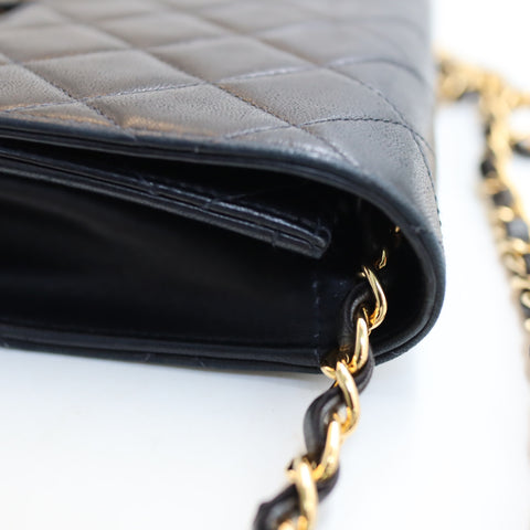Pre-owned #90152 CHANEL Matelassé Chain Shoulder Bag | Push-Lock | Lambskin | Black | 5 Series (1997–1999) | Gold Hardware | Vintage
