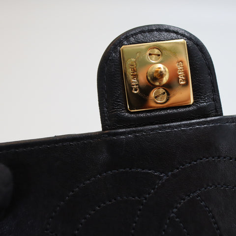 Pre-owned #90152 CHANEL Matelassé Chain Shoulder Bag | Push-Lock | Lambskin | Black | 5 Series (1997–1999) | Gold Hardware | Vintage