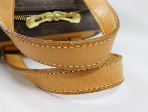 Pre- owned #71679 Louis Vuitton  hand bag Excursion Monogram M41450