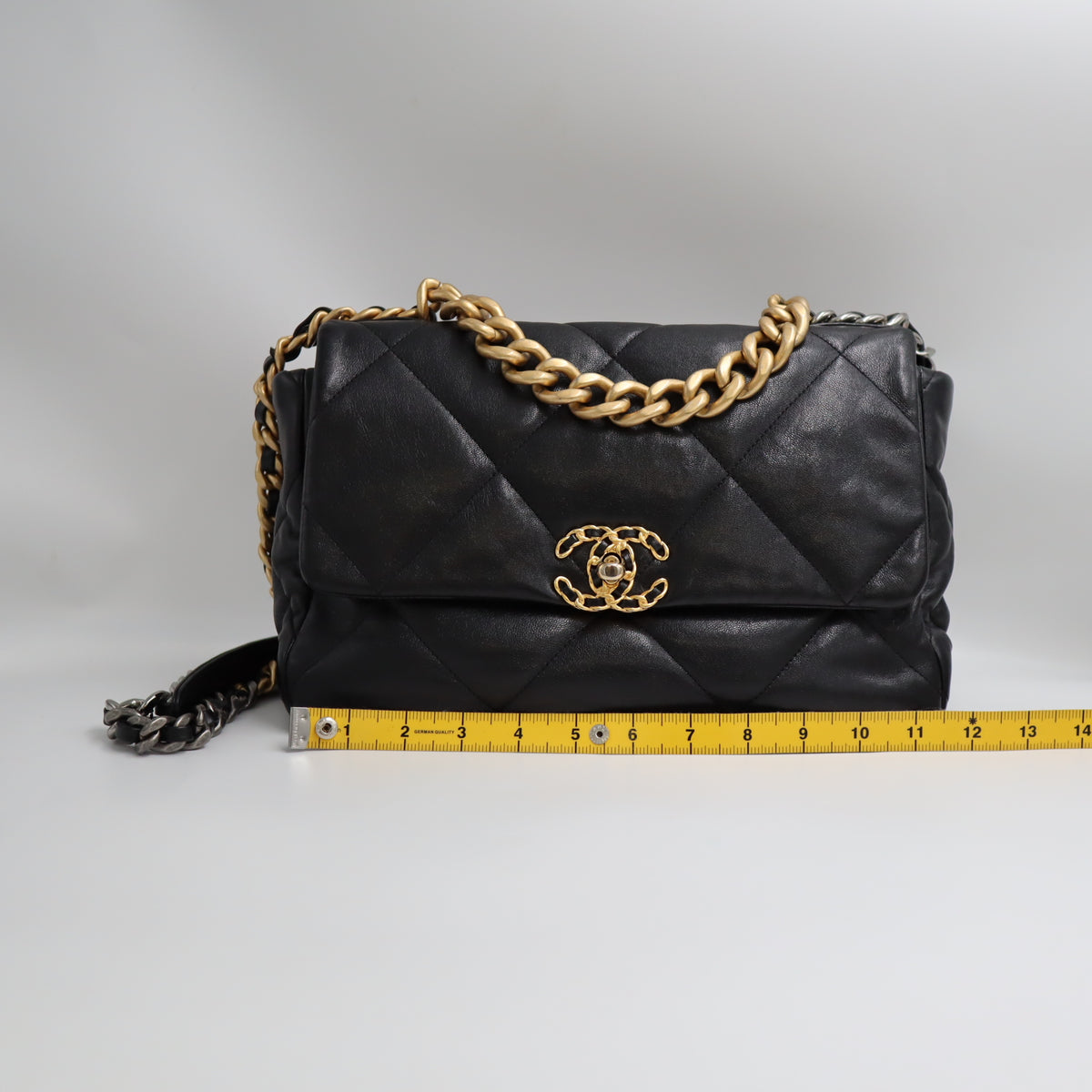 Pre-Owned #72766 CHANEL CC Chanel 19 Chain Hand Shoulder Bag Lambskin Leather AS1161