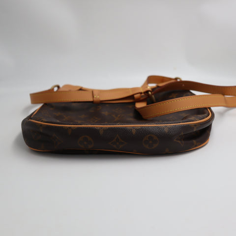 Pre-Owned #BP70195&91791 Louis Vuitton Monogram Odeon PM Crossbody Bag M56390