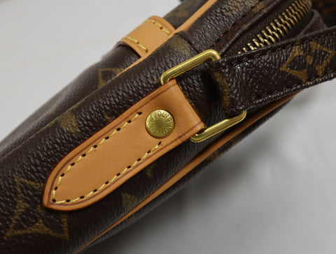 Pre-Owned #BP163-2 Louis Vuitton Monogram Danube Crossbody Bag Brown M45266