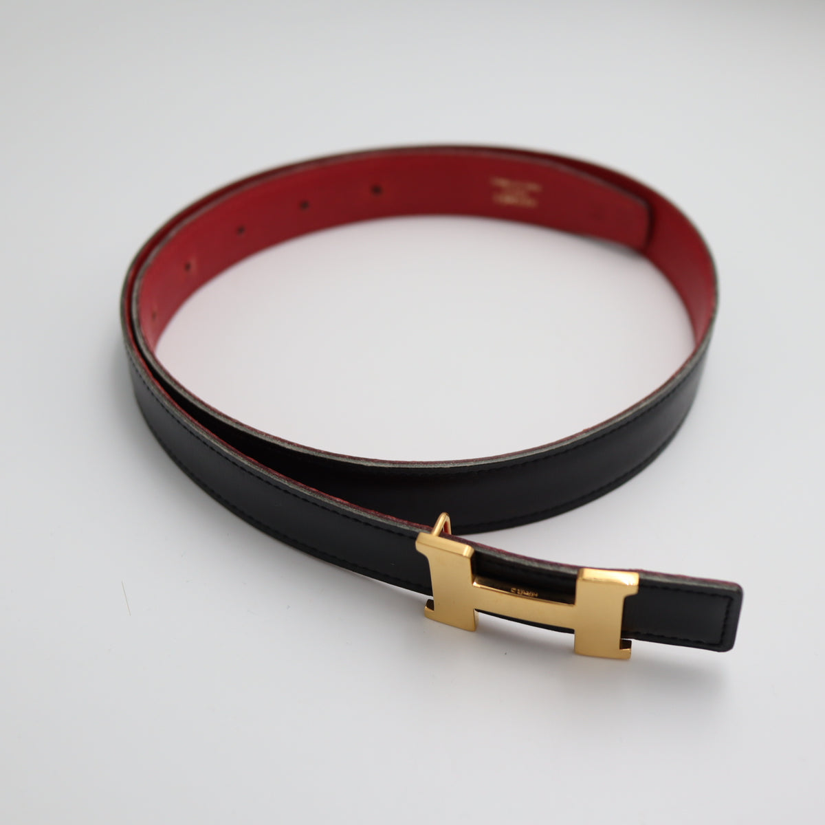 Pre-Owned #1934 Hermès Constance Mini Reversible H Belt A Black x Red