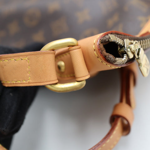 Pre-Owned #BP3526 Louis Vuitton Monogram Odeon MM Shoulder Bag M56389