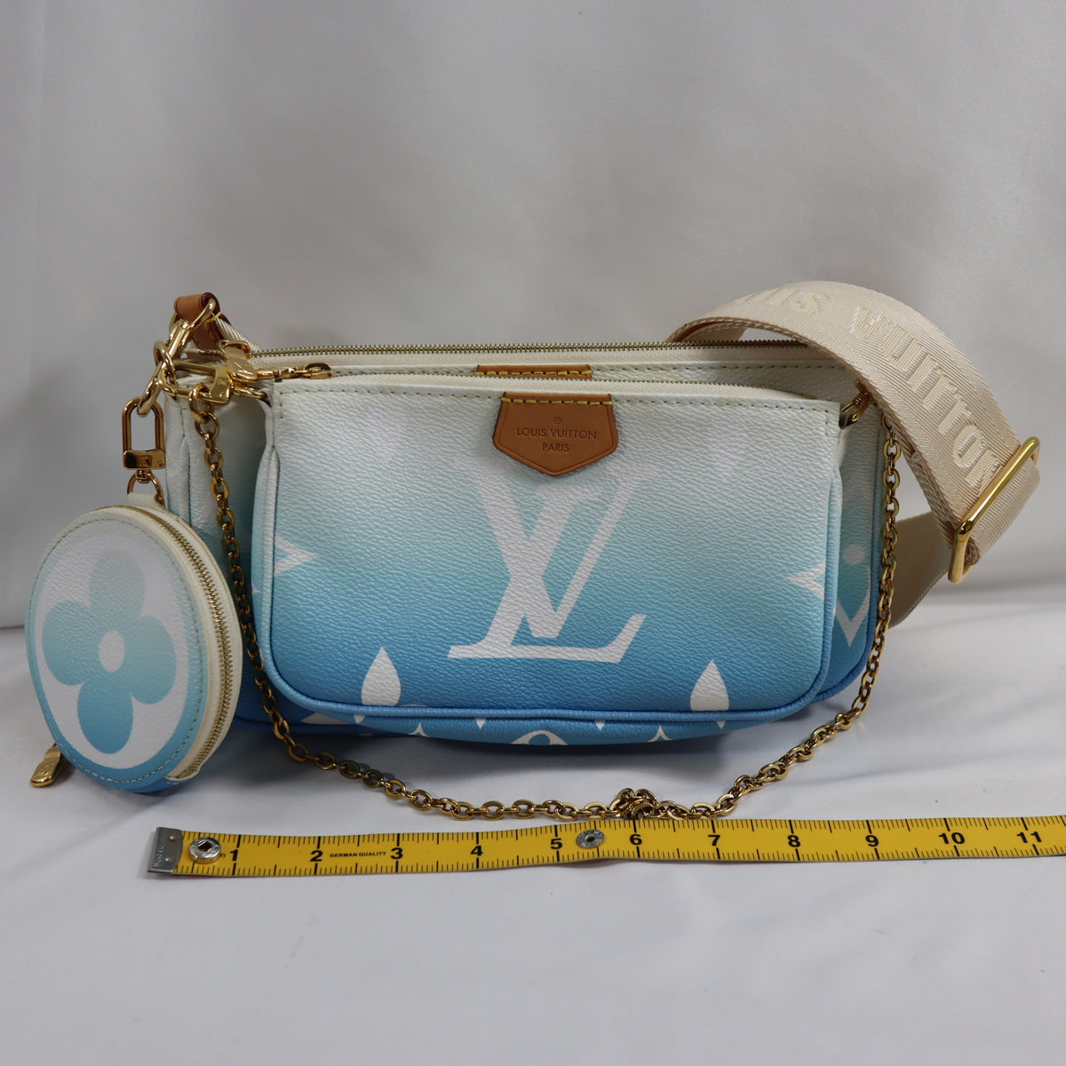 Pre-Owned #72799 Louis Vuitton Monogram Giant Multy Pochette Accessoires Crossbody Bag IC Type M57633