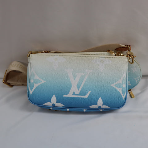 Pre-Owned #72799 Louis Vuitton Monogram Giant Multy Pochette Accessoires Crossbody Bag IC Type M57633