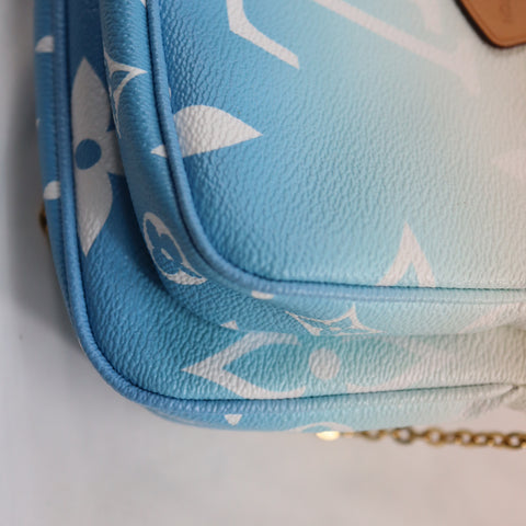 Pre-Owned #72799 Louis Vuitton Monogram Giant Multy Pochette Accessoires Crossbody Bag IC Type M57633