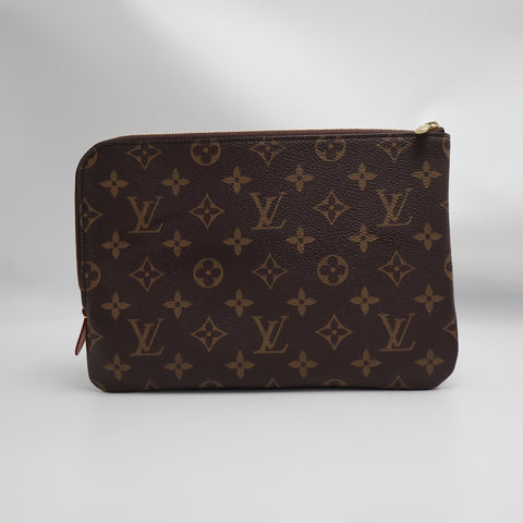 Pre-Owned #71148 Louis Vuitton Monogram Etuy Voyage PM Fuchsia Clutch Bag M44148