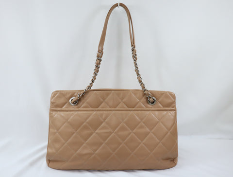 Pre-Owned #13074 CHANEL Matelasse Chain shoulder Tote Bag A67294 Beige Caviar Skin