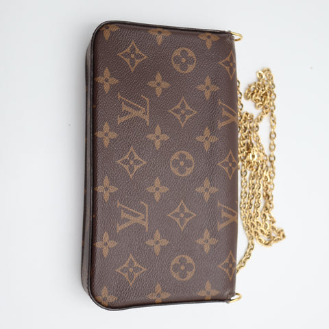 Pre-owned #71171 Louis Vuitton crossbody with pouch