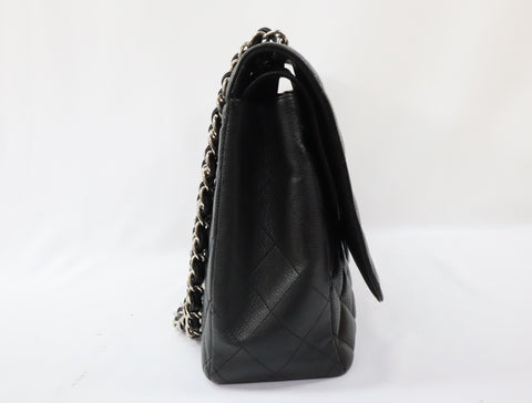 Pre-Owned #17375 CHANEL Matelasse 33 Caviar Skin Double Chain Shoulder Bag