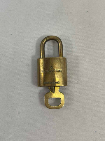 Pre-owned Louis Vuitton lock&key1