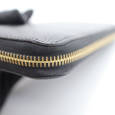 Pre-owned #71210  LouisVuitton Epi zippy wallet  black Final sale