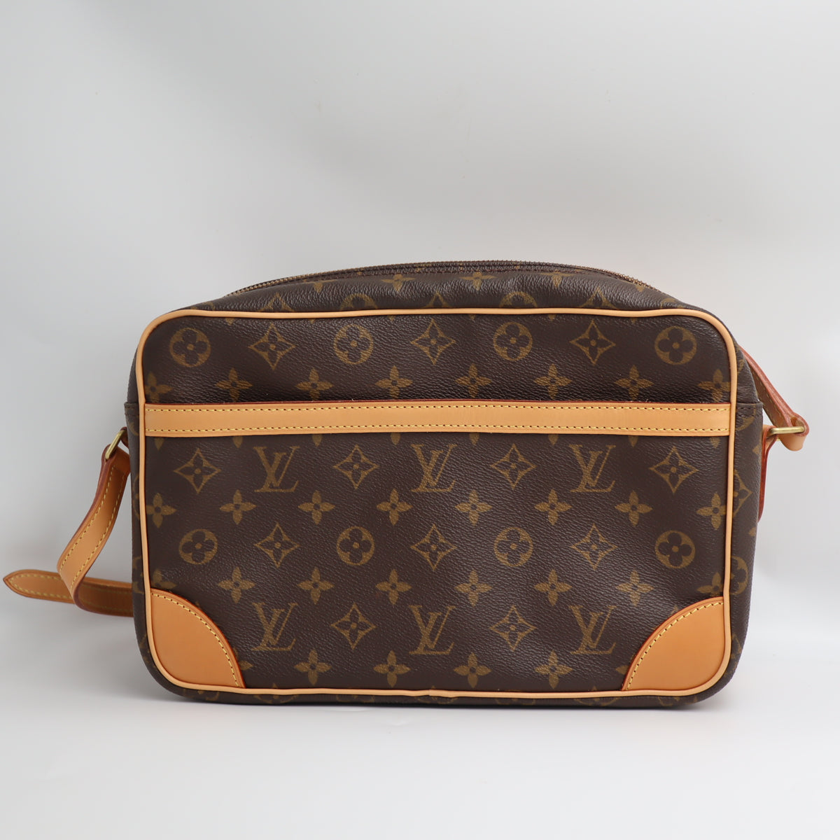 Pre-Owned #BPR05229 Louis Vuitton Monogram Trocadero 30 Crossbody Bag M51272