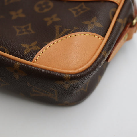 Pre-Owned #BP31303 Louis Vuitton Monogram Trocadero 23 Crossbody Bag M51276
